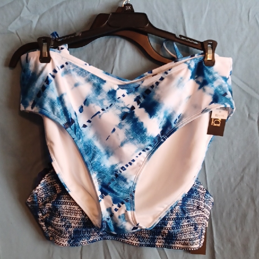 Blue Tie-Dye Women's Top